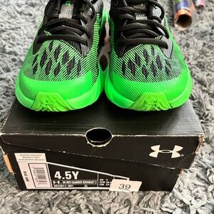 Under Armour Kids Green Black Sneakers